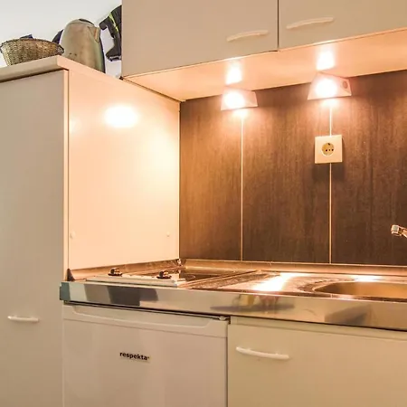 Awesome In With Indoor Swimming Pool, Sauna And 1 Bedrooms Апартаменты